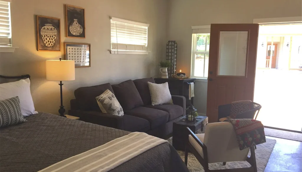 casademilagros casitas internal view